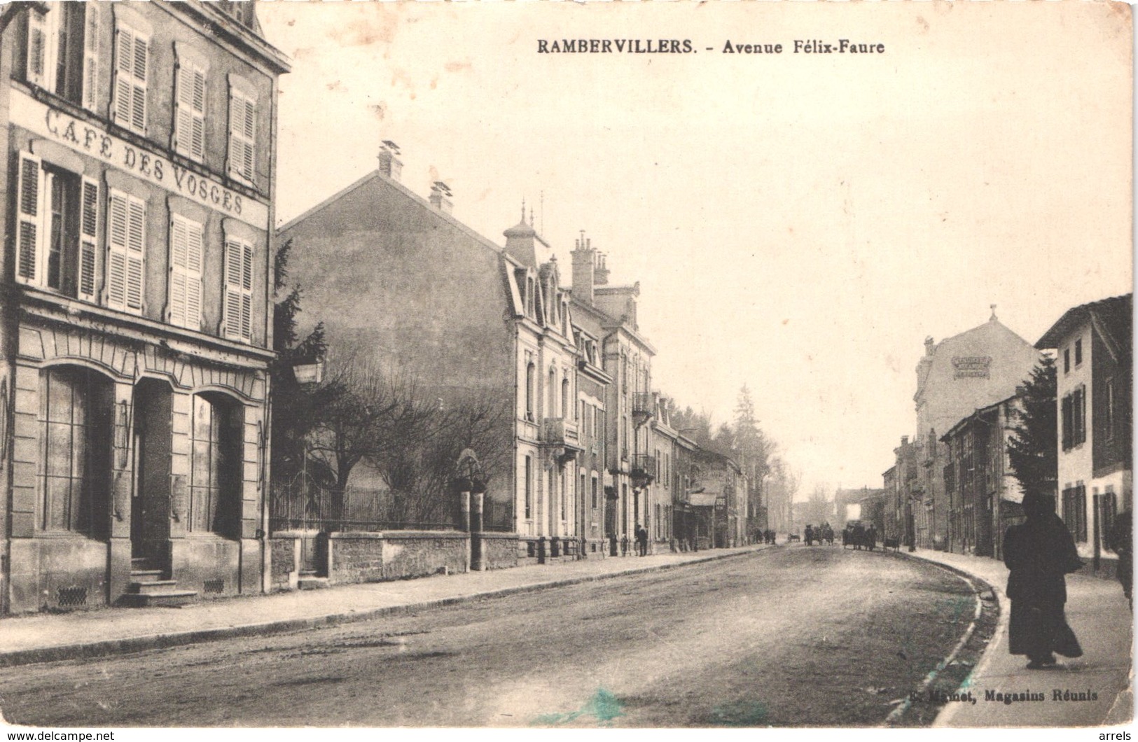 FR88 RAMBERVILLERS - Avenue Félix Faure - Café Des Vosges - Animée - Belle - Rambervillers