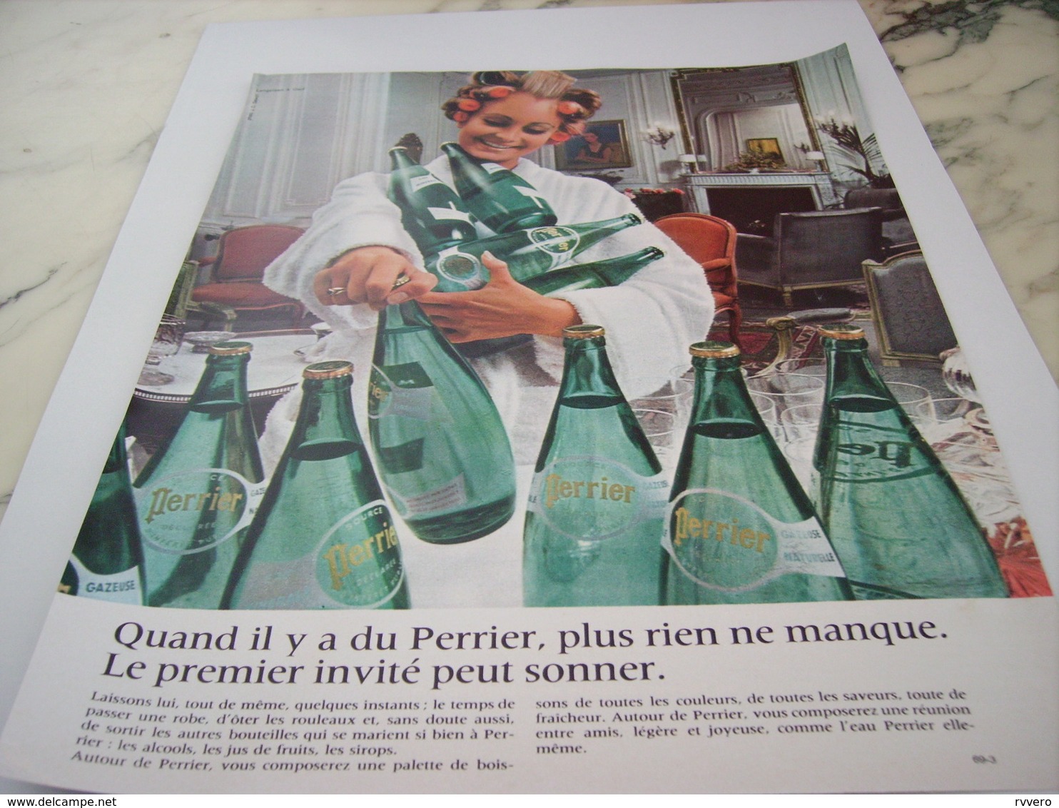 ANCIENNE PUBLICITE RIEN NE MANQUE PERRIER  1968 - Perrier