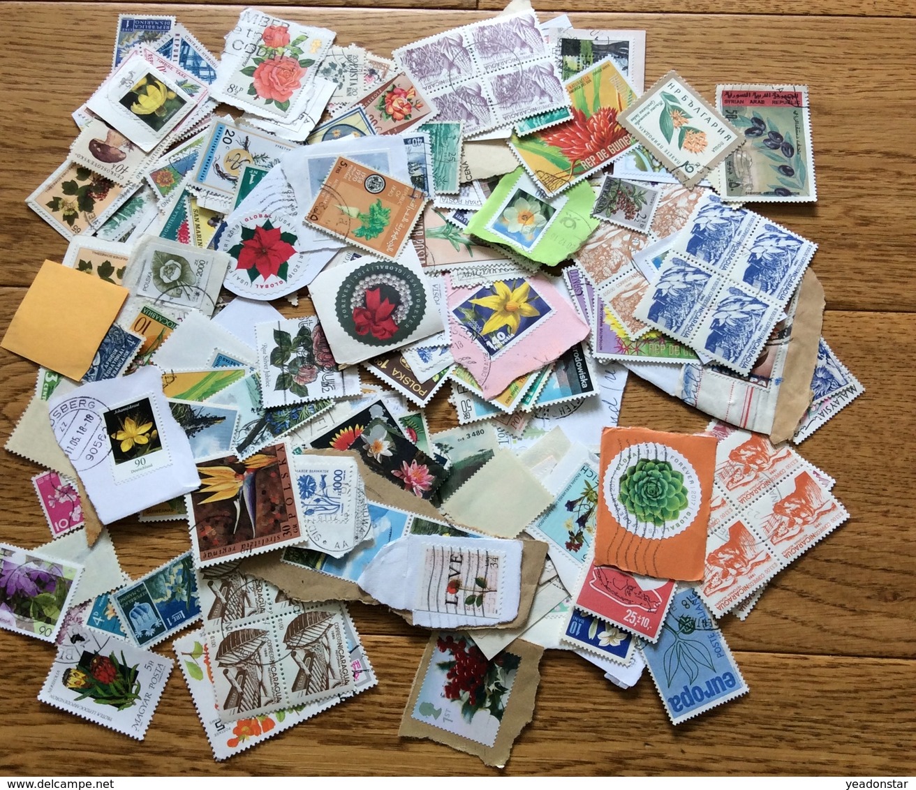 880 GRAMS OF ALL WORLD MIXED,MAINLY DEFINITIVES.USED. - Lots & Kiloware (mixtures) - Min. 1000 Stamps