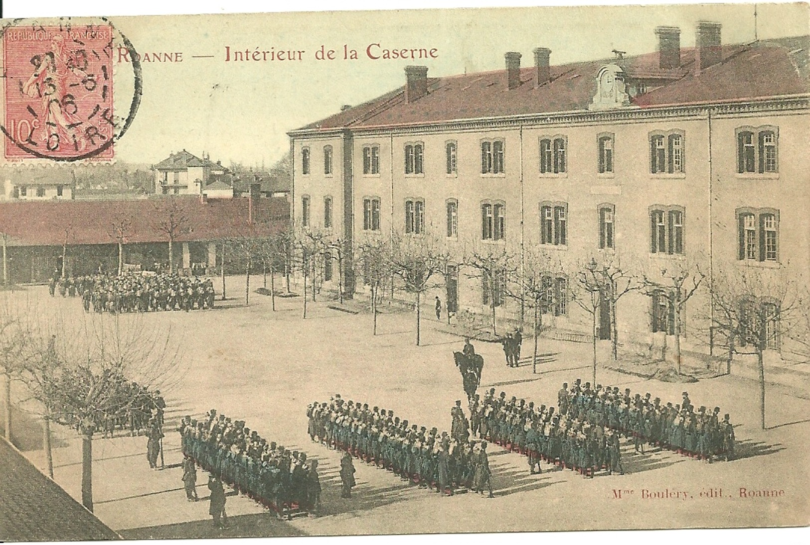 ROANNE - Intérieur De La Caserne - Roanne