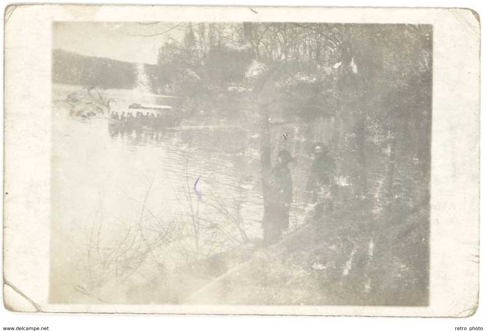 Cpa Carte-photo Soldats En Bord De Rivière, Tampon Au Verso : Génie, Service Des Ciments  ( MI ) - Guerre 1914-18