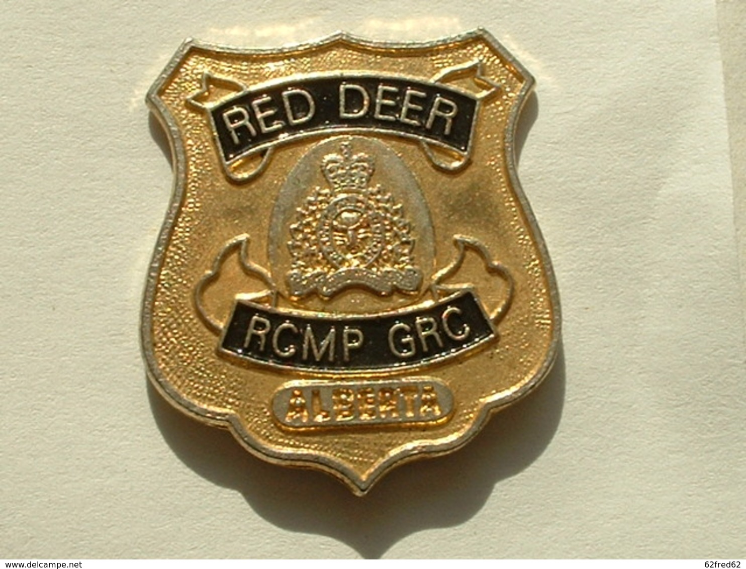PIN'S RED DEER - ROYAL CANADIAN MOUNTED POLICE - GENDARMERIE ROYALE DU CANADA - Police
