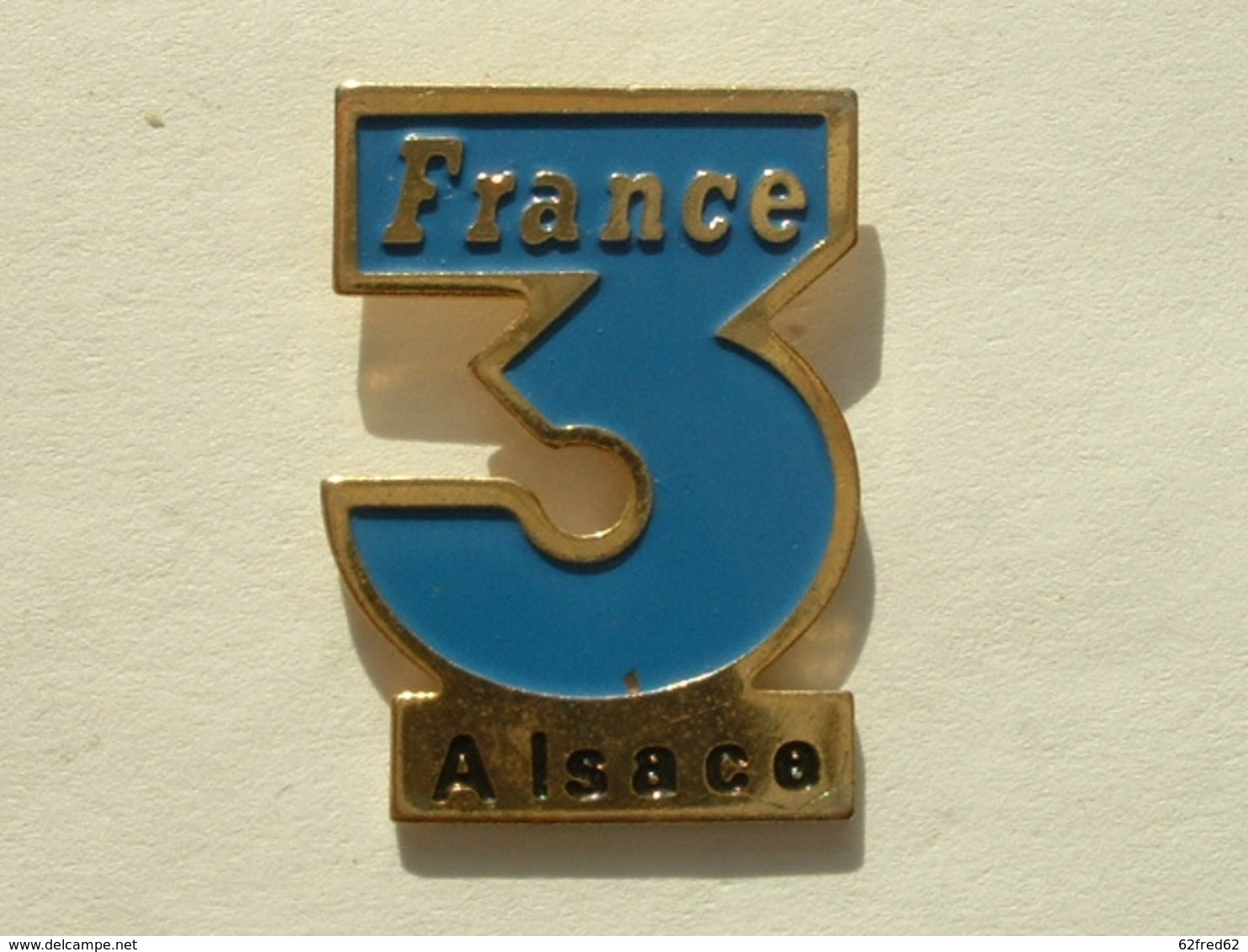 PIN'S FRANCE 3 ALSACE - Médias