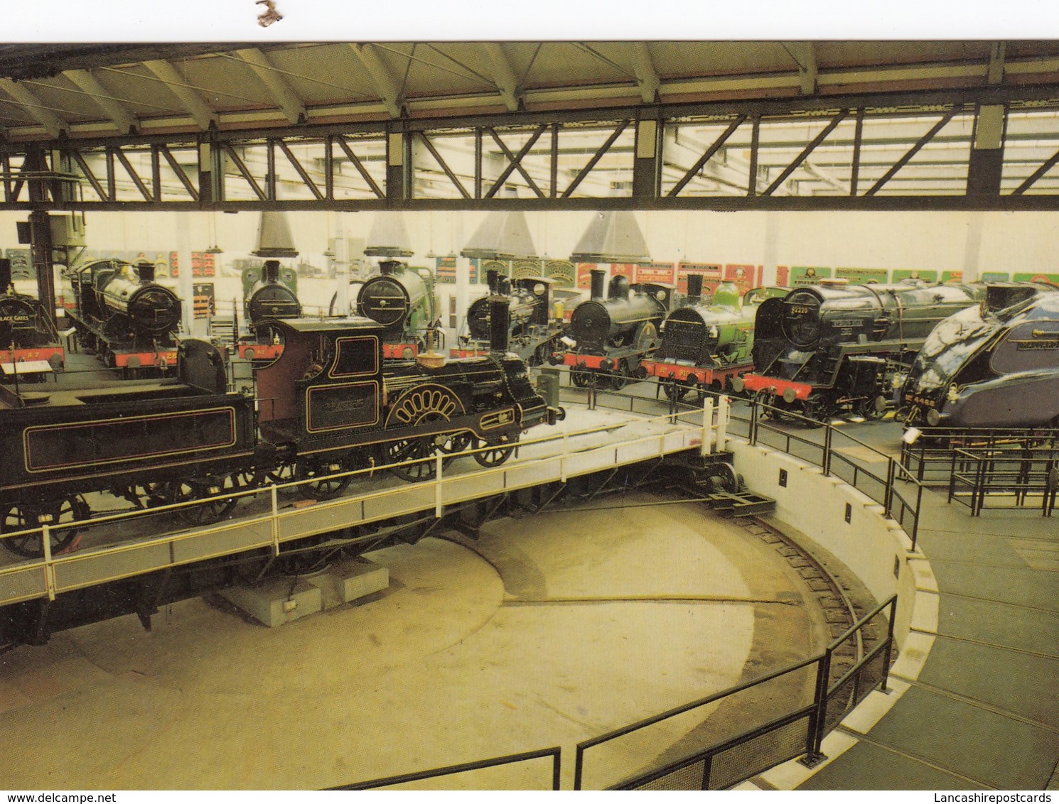 Postcard Steam Locomotive Trains At The National Railway Museum York [ Train ] My Ref  B23707 - Trains