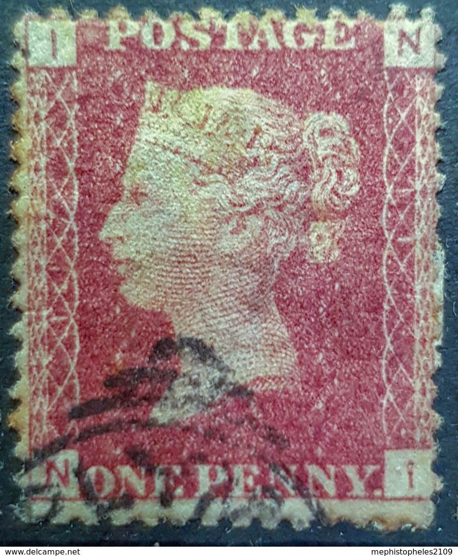 GREAT BRITAIN - Canceled Penny Red - Plate 117 - Sc# 33, SG# 43 - Queen Victoria 1p - Used Stamps