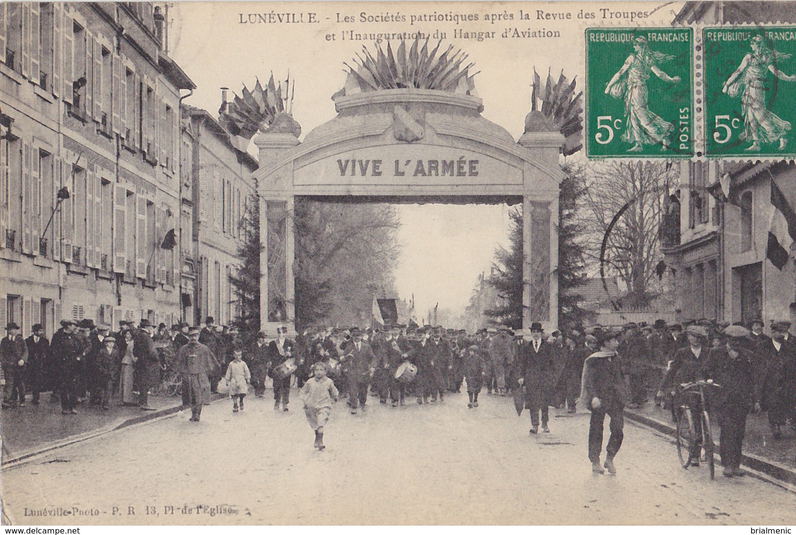 LUNEVILLE Les Sociétés Patriotiques Après La Revue Des Troupes - Luneville