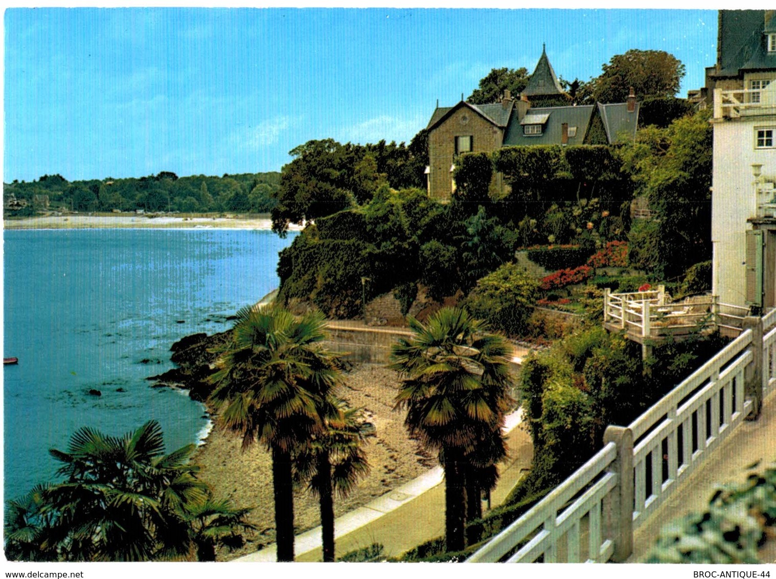 LOT N°1401 - LOT DE + 130 CARTES DE DINARD