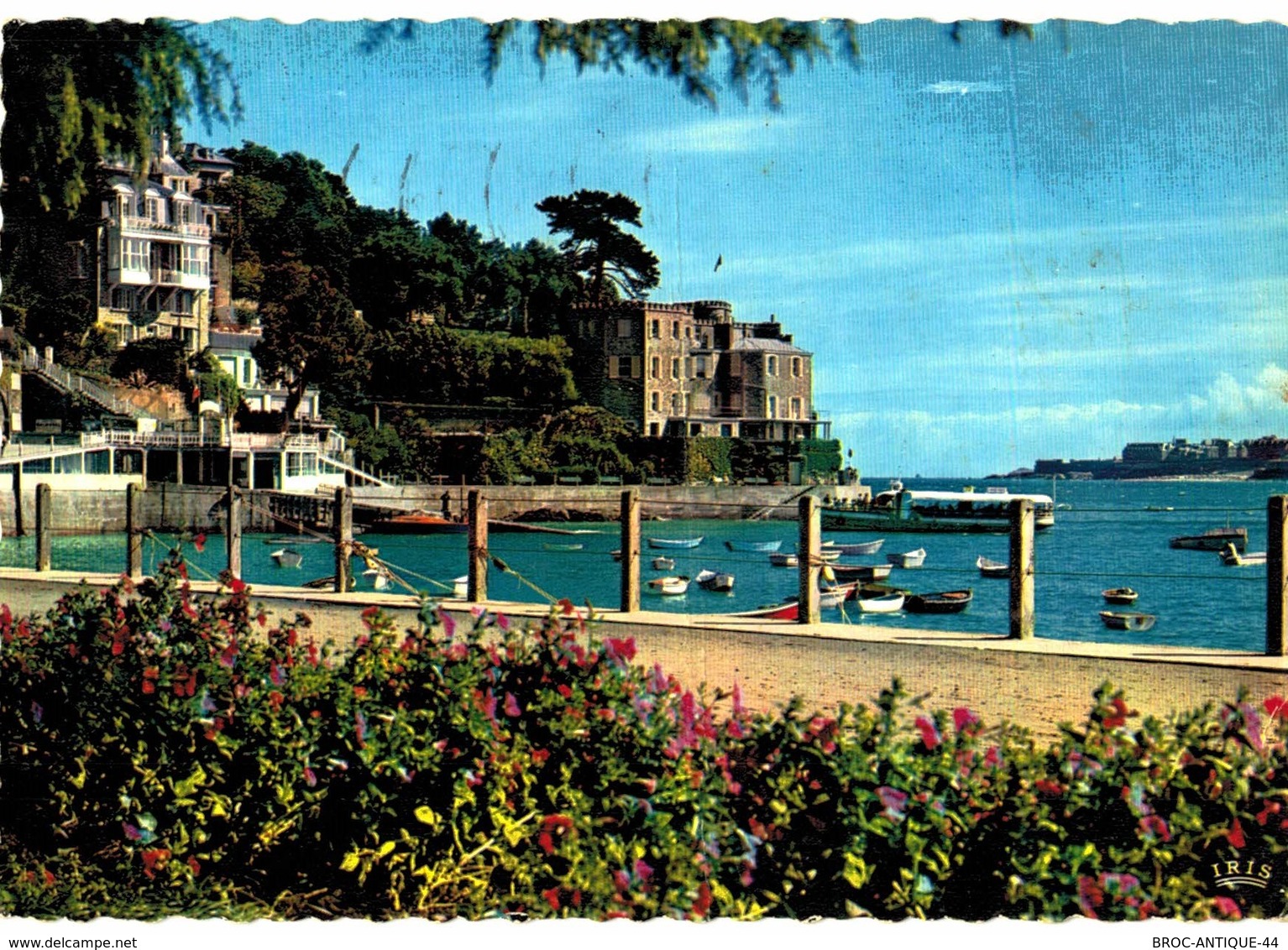 LOT N°1401 - LOT DE + 130 CARTES DE DINARD