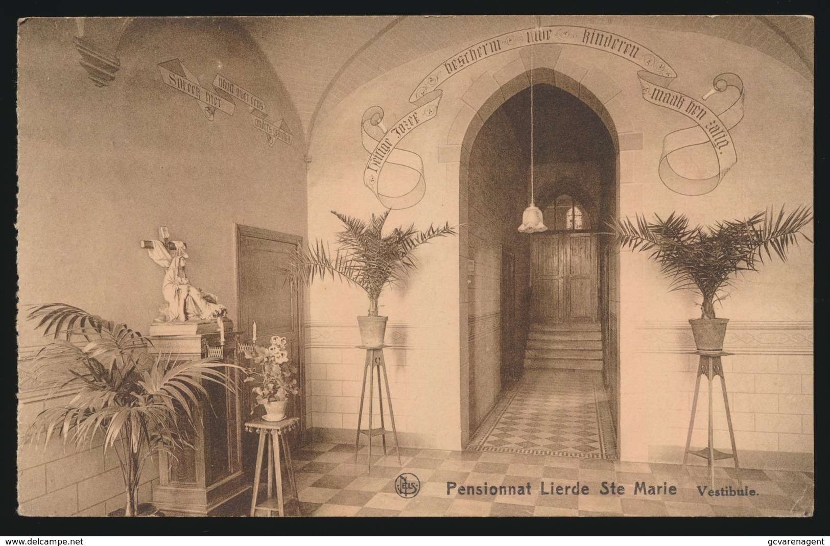 PENSIONNAT LIERDE STE.MARIE    VESTIBULE - Lierde