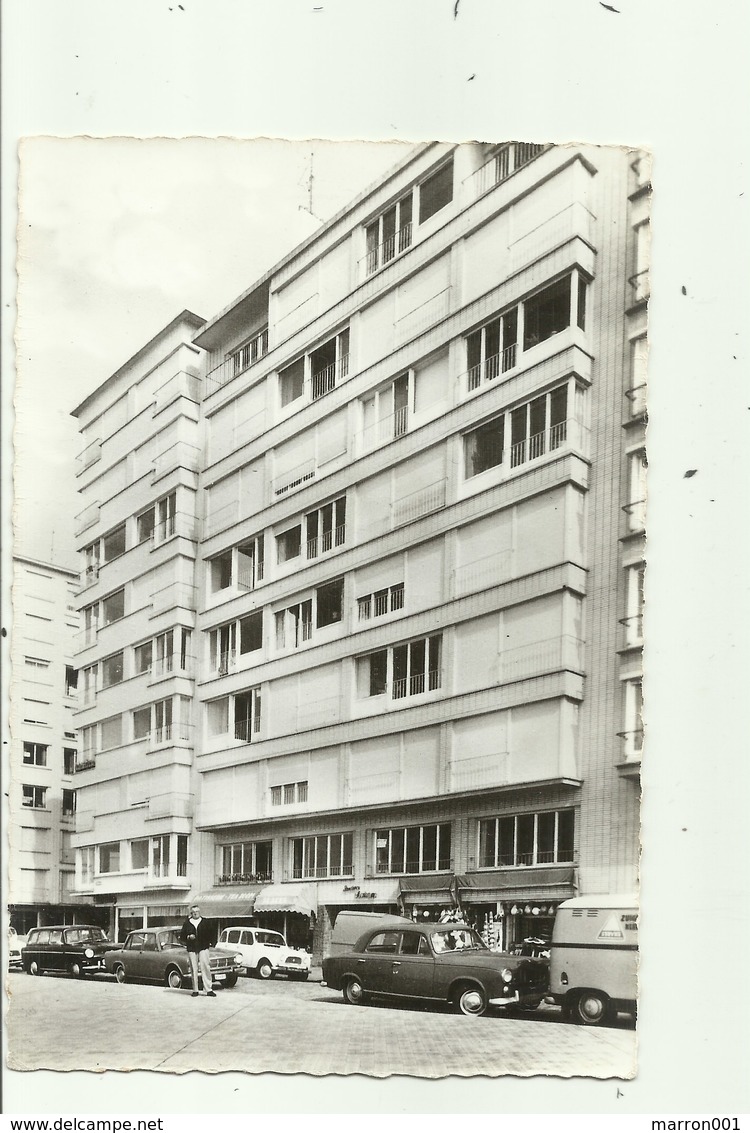 Mariakerke Bij Oostende - Zeedijk - Montezuma - St Tropez- Oldtimers - Oostende