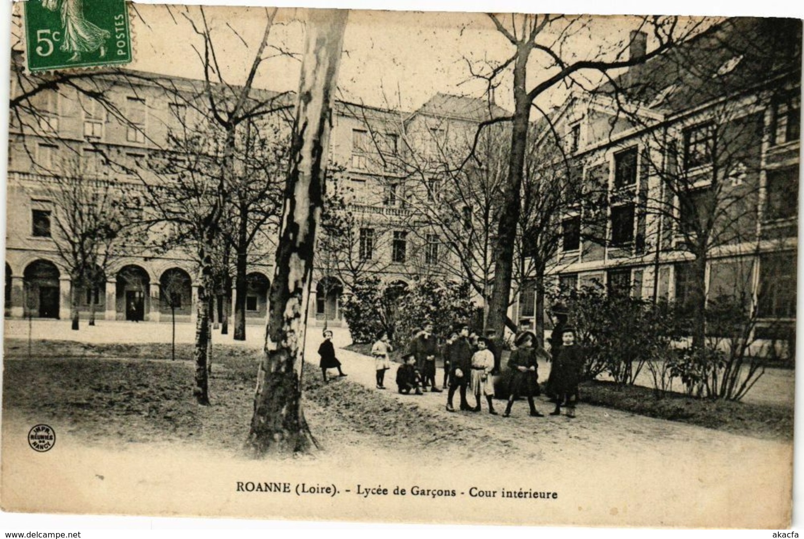 CPA ROANNE - Lycée De Garcons-Cour Intérieure (263483) - Roanne