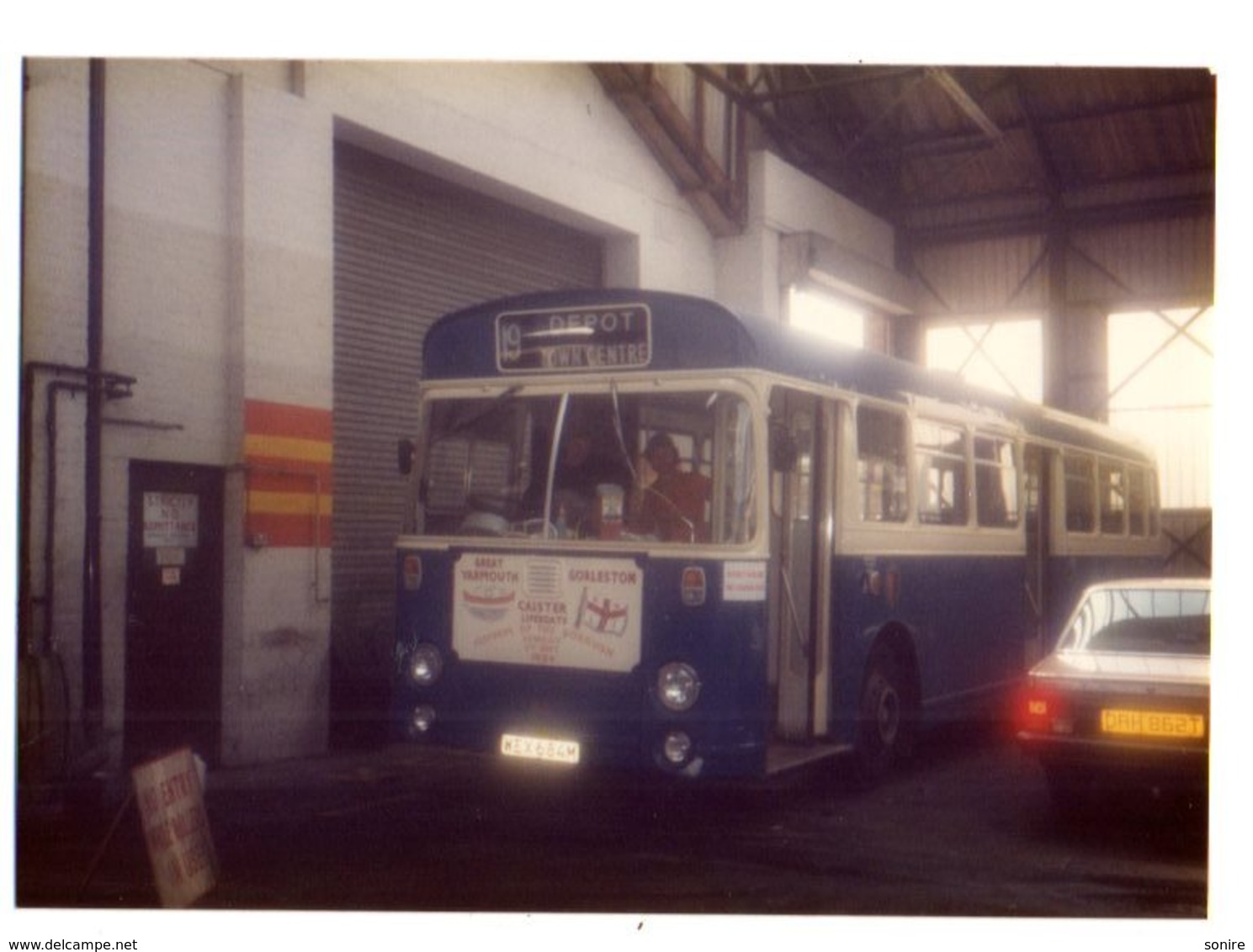 35mm ORIGINAL PHOTO BUS GREAT YARMOUTH  GARAGE  - F088 - Other & Unclassified