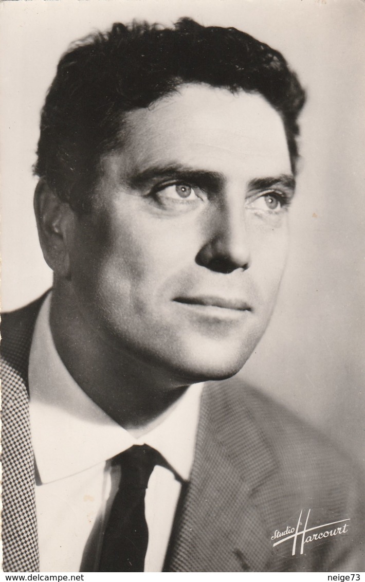 Carte Postale Des Années 50 De L'acteur Ralph Vallone - Studio Harcourt - Artistes