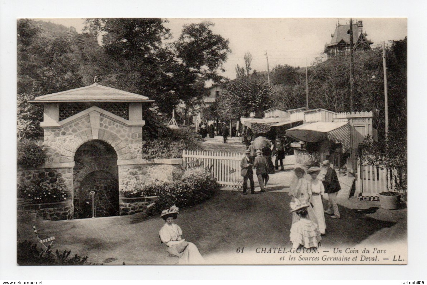 - CPA CHATEL-GUYON (63) - Un Coin Du Parc Et Les Sources Germaine Et Deval (belle Animation) - Editions Lévy N° 61 - - Châtel-Guyon