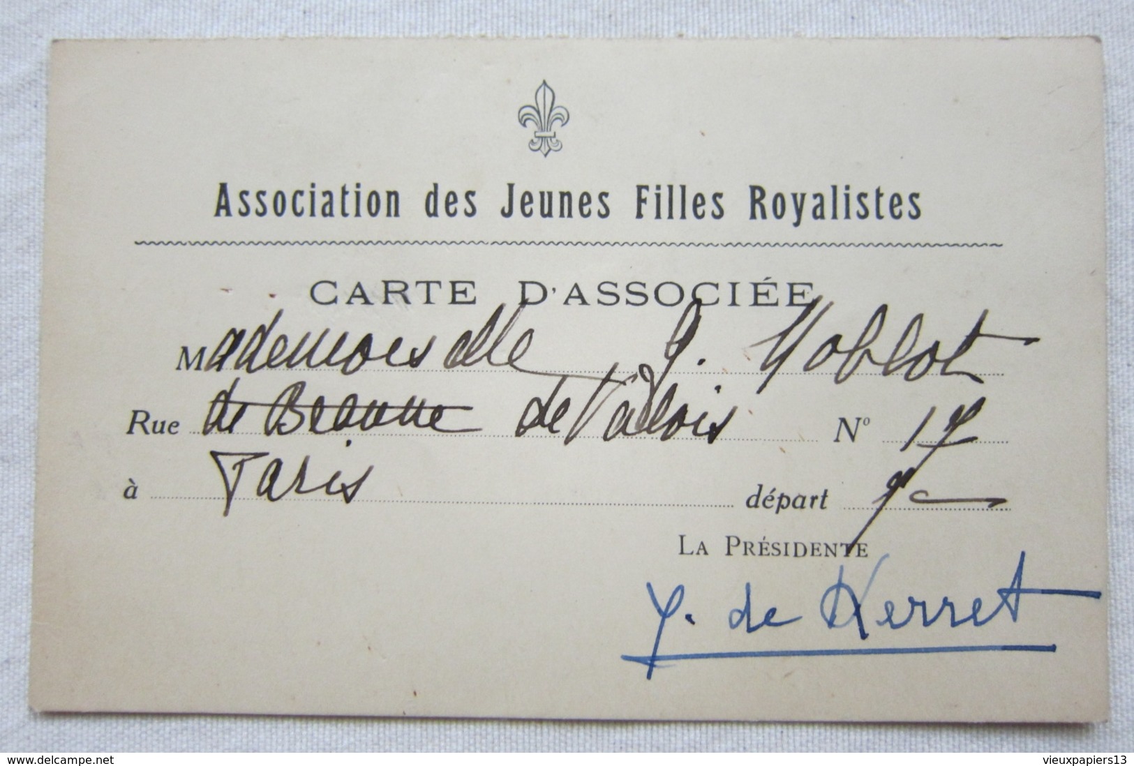 Rare Carte D'Associée - Association Des Jeunes Filles Royalistes - Paris - Timbres 1935-36-37-38 - Signature Y De Kerret - Documents Historiques