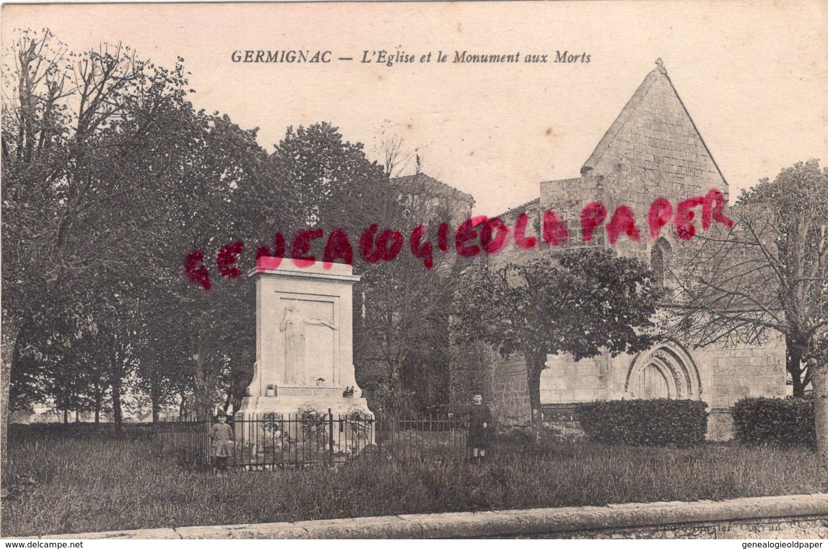 17 - GERMIGNAC - L' EGLISE ET LE MONUMENT AUX MORTS - RARE - Autres & Non Classés