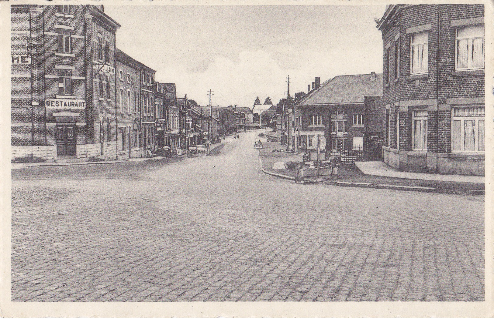 Forrieres La Rue Des Alliés - Nassogne