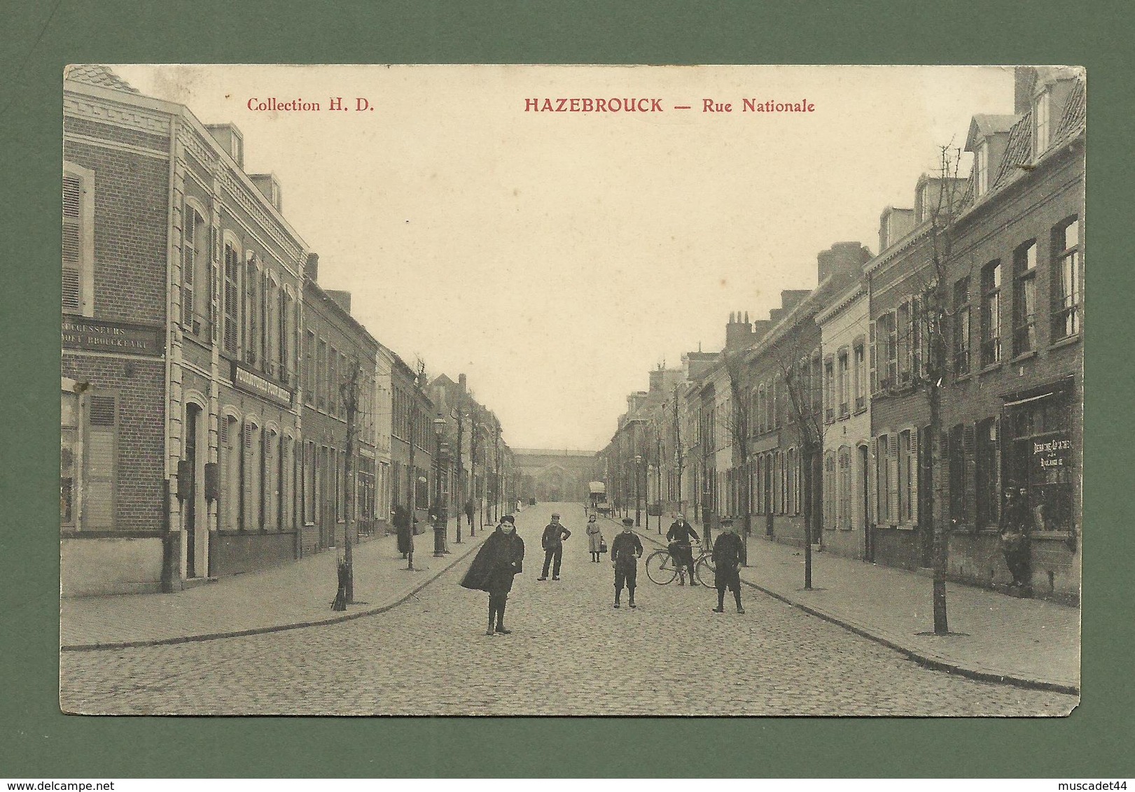 CARTE POSTALE 59 NORD   HAZEBROUCK RUE NATIONALE - Hazebrouck