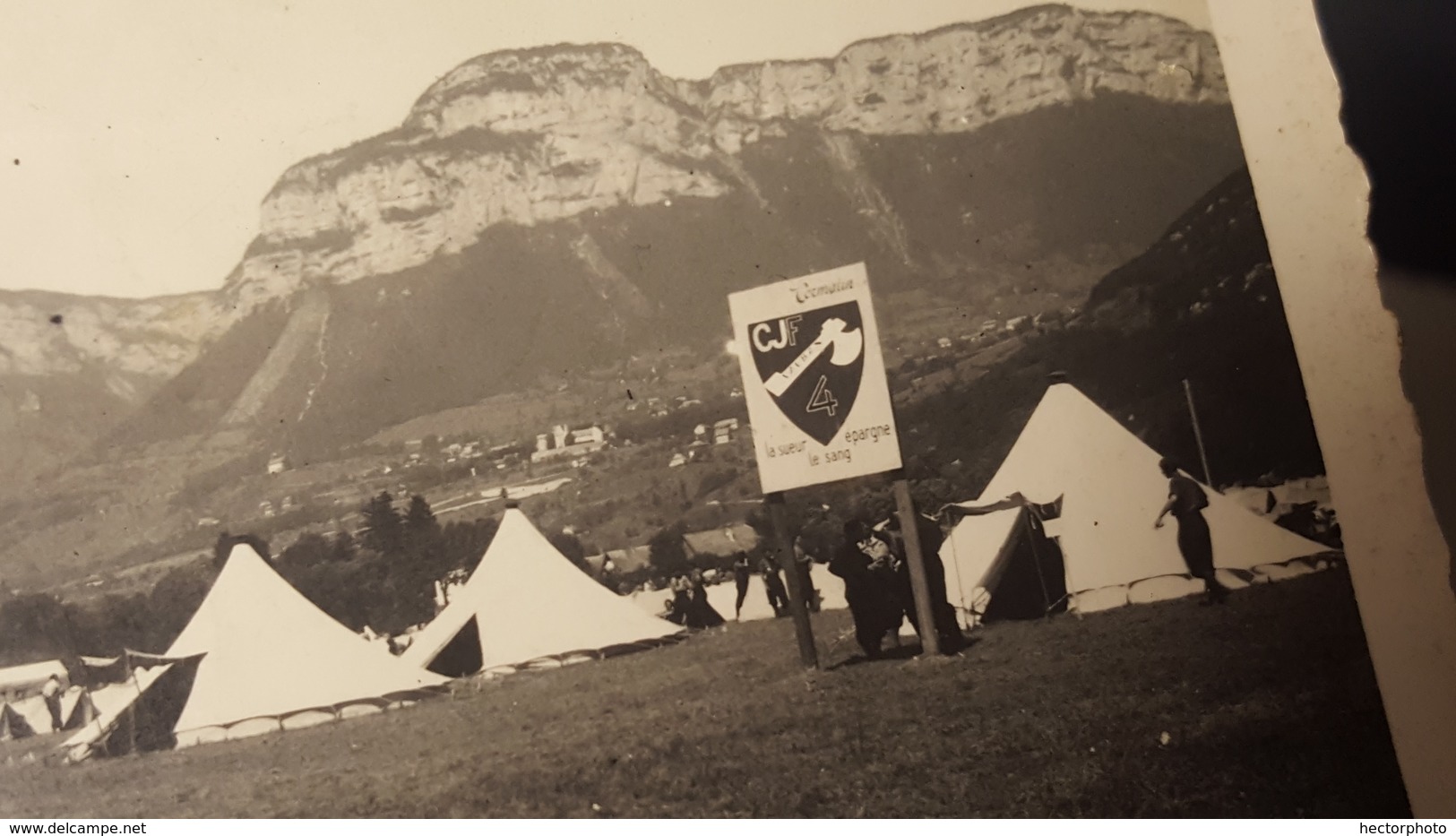 Tente Camping Camp  WW2 Chantier De Jeunesse Emblème Devise La Sueur épargne Le Sang - Personnes Anonymes