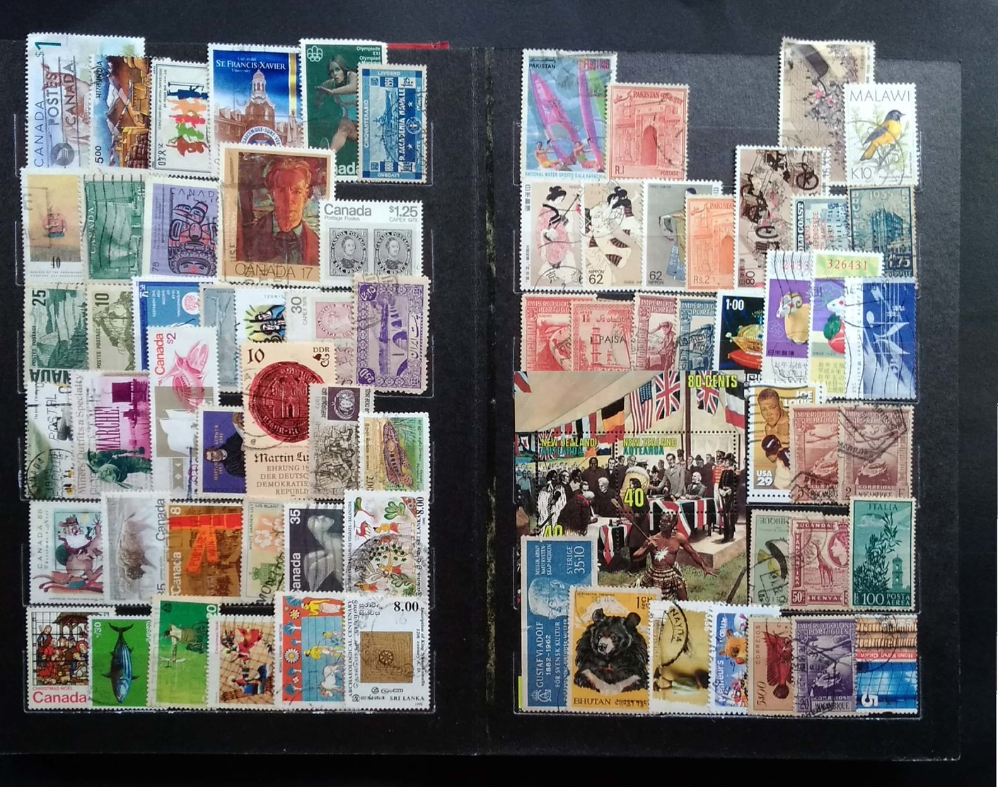 Worldwide thematic coll of 700 diff stamps postal used 24 pages