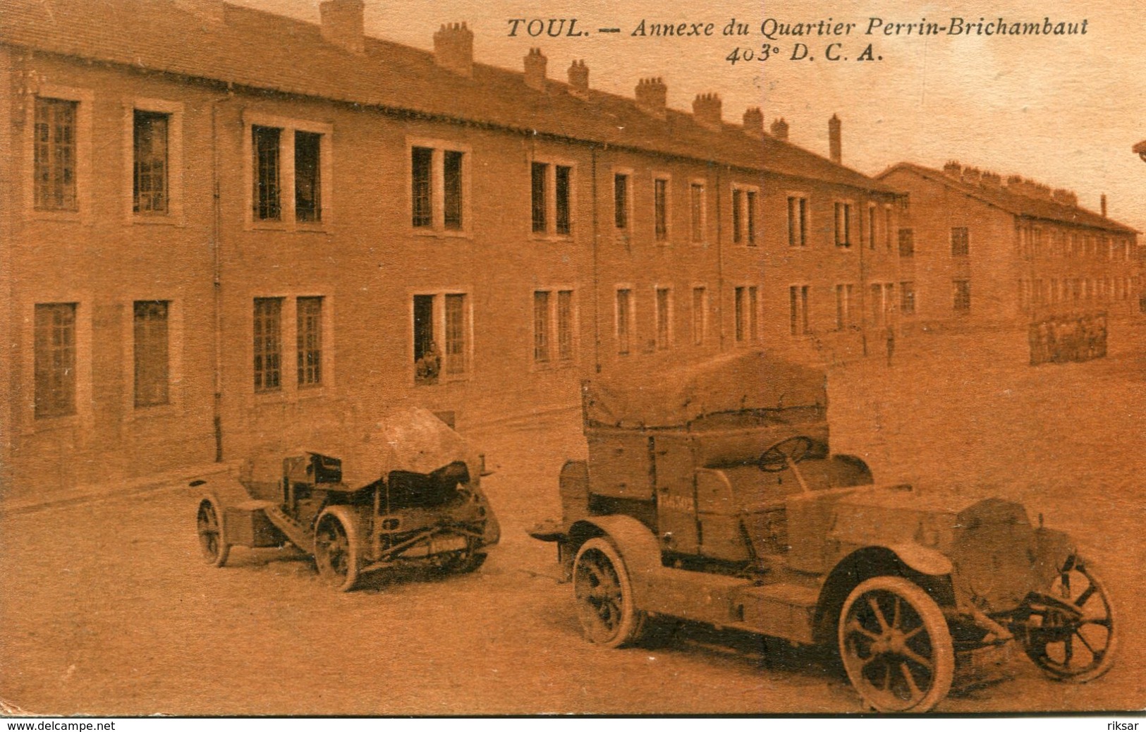 MILITARIA(AUTOMOBILE BLINDEE) TOUL - Matériel