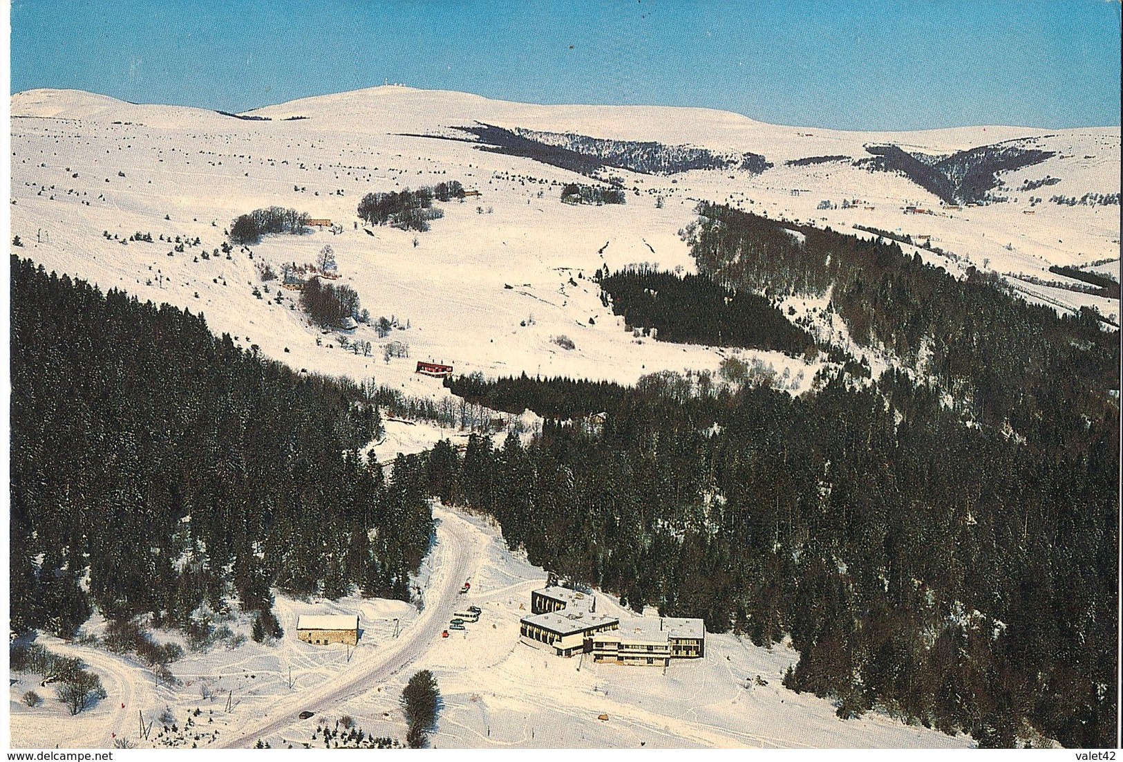 63 RARE  SAINT ANTHEME CENTRE DE MONTAGNE DE PRABOURE PANORAMA SUR LES PISTES ET MONTS DU FOREZ - Autres & Non Classés