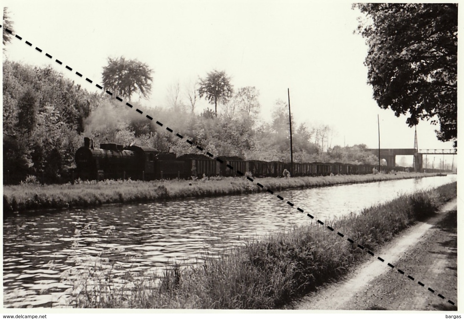 Photo SNCB NMBS Chemins De Fer Belges Train Locomotive T81 Par B Dedoncker ARBAC - Treinen