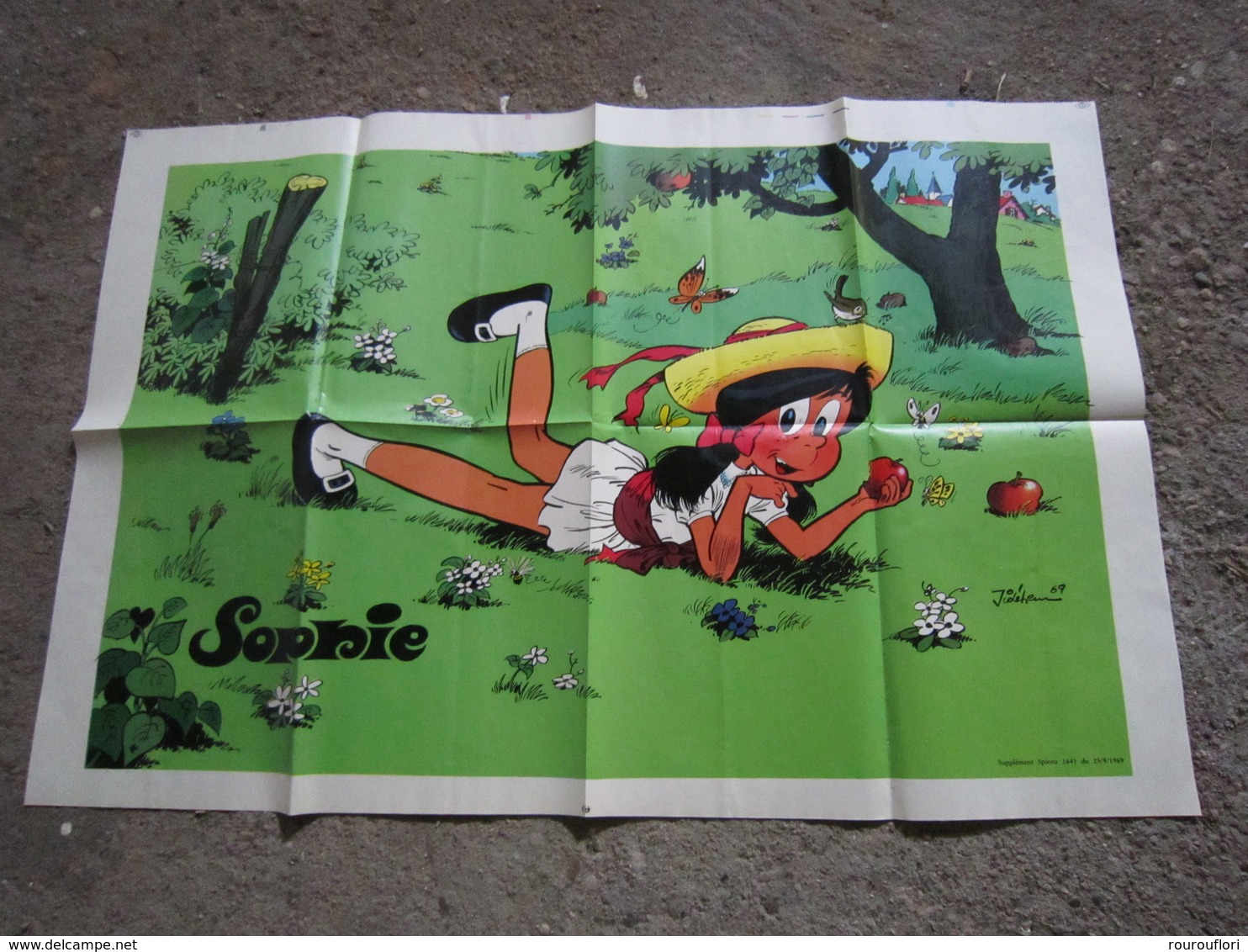 Ancien Poster Supplement Spirou Sophie Parfait Etat - Plakate & Offsets