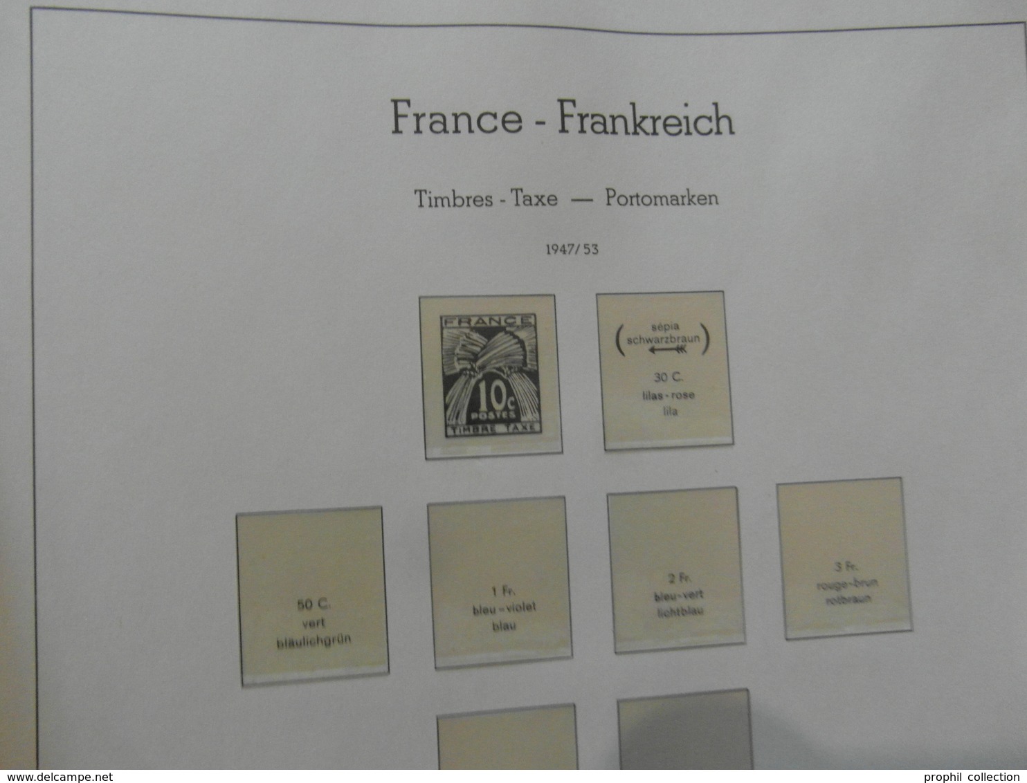 RELIURE LEUCHTTURM (VERTE) + FEUILLES de FRANCE de 1944 À 1973 avec TAXES SERVICES ETC.