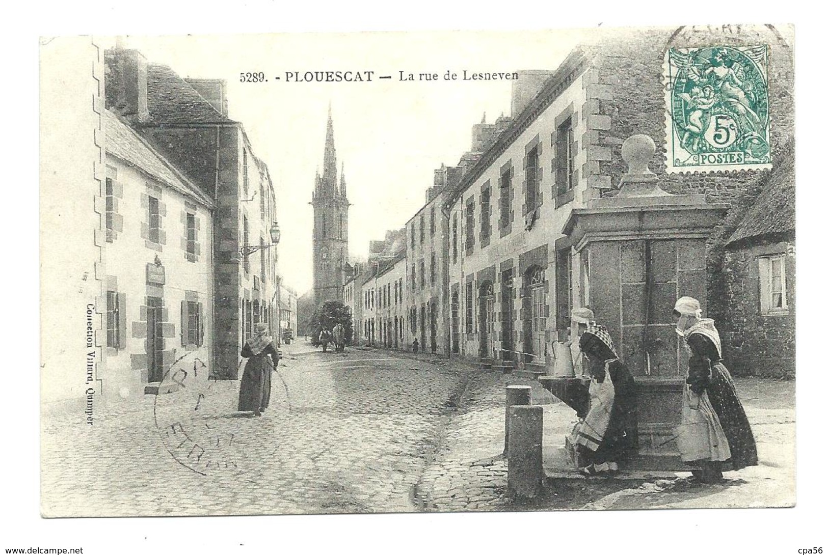 PLOUESCAT - Rue De Lesneven - à La Fontaine (vers 1905) - Plouescat