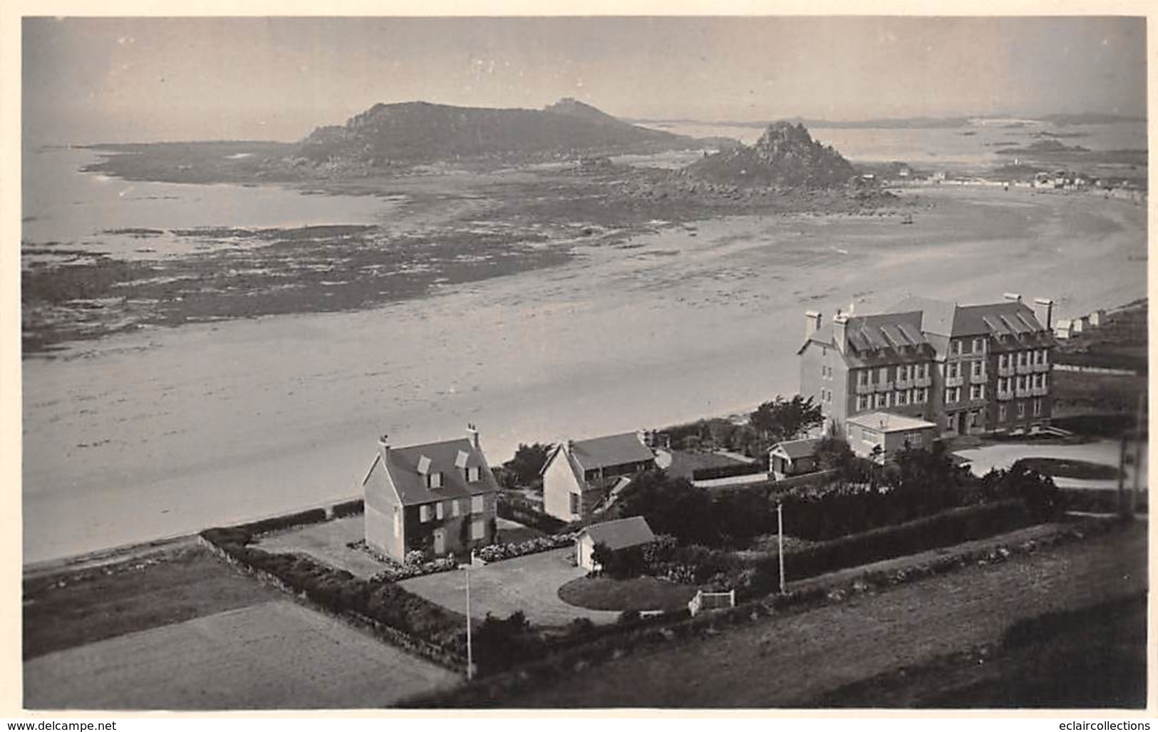 Trébeurden         22        La Plage De Tresmeur Et Ile Milliau     (Pli Voir Scan) - Trébeurden