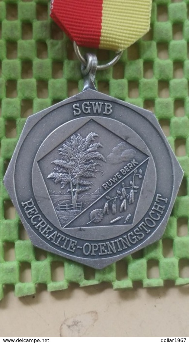 Medaille :Netherlands  - Sgwb - Sticht Gooise Wandelsport Bond - Amersfoort.  / Vintage Medal - Walking Association - Autres & Non Classés