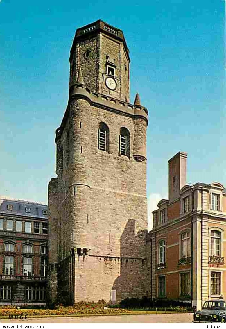 62 - Boulogne Sur Mer - Le Beffroi - Automobiles - Voir Scans Recto-Verso - Boulogne Sur Mer