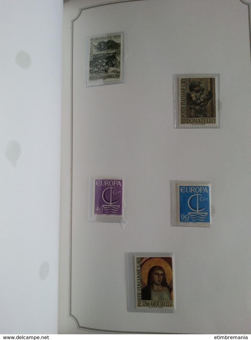 LOT N° 727  ITALIE  un album de timbres neufs** moderne