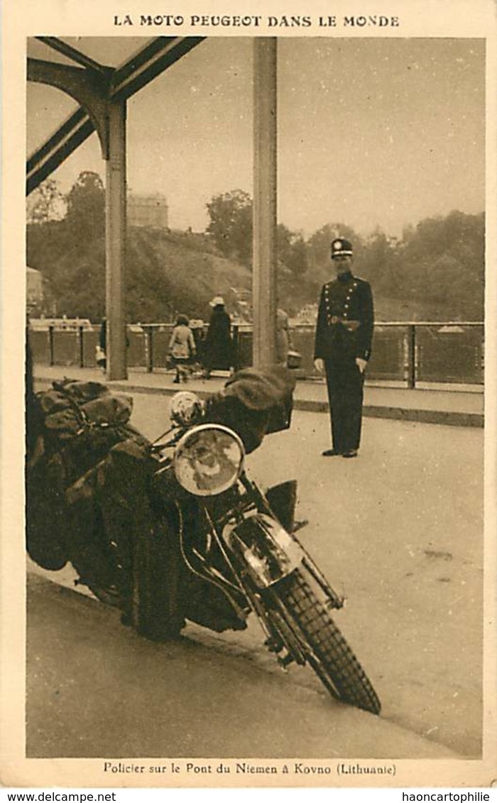 Kovno  Policier Moto Peugeot - Litauen