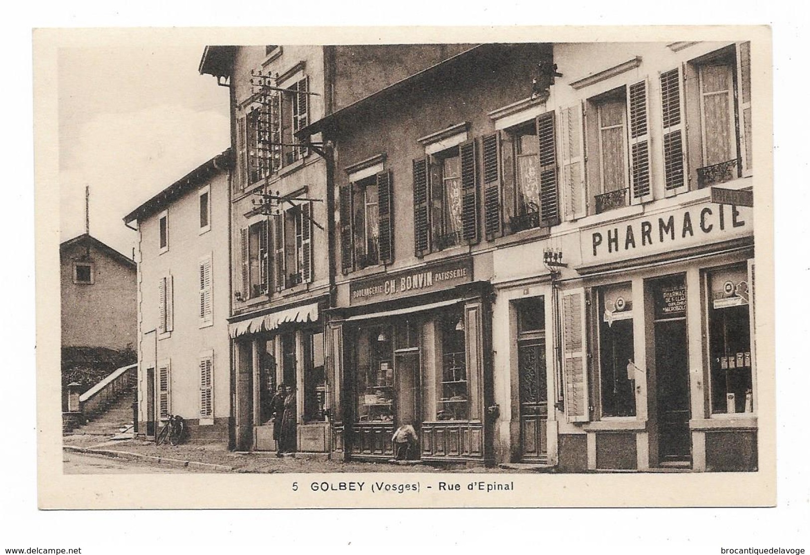 CPA 88 GOLBEY Rue D' EPINAL Pharmacie Boulangerie Pâtisserie BONVIN - Golbey