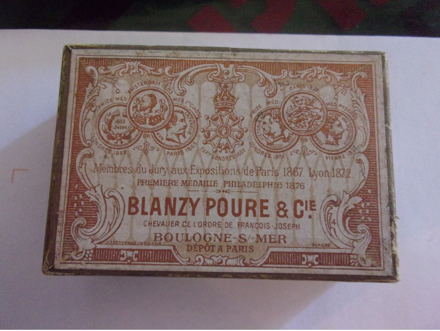 BOITE ANCIENNE  BLANZY POURE  PLUMES BEL ETAT NON COMPTABILISE BOULOGNE SUR MER - Plumes