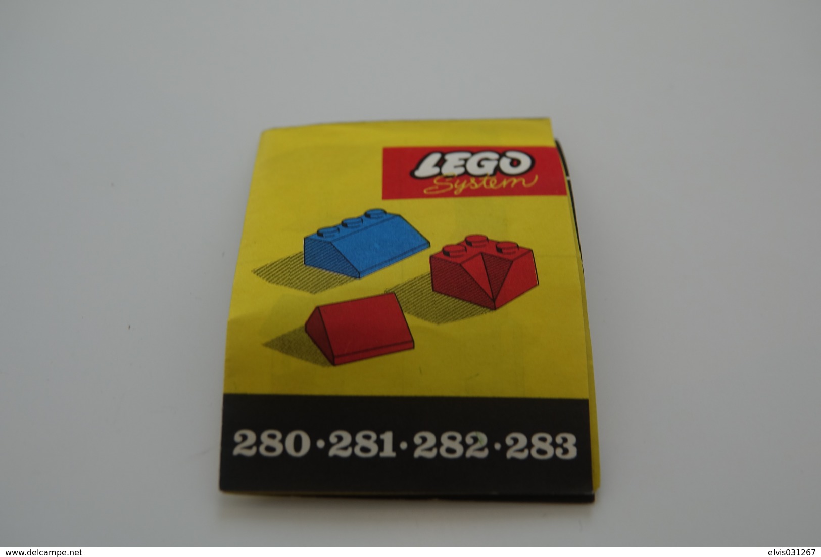 LEGO - 280 Sloping Roof Bricks Red NEW OLD STOCK MINT CONDITION - Colector Item - Original Lego 1959 - Vintage - Catalogs