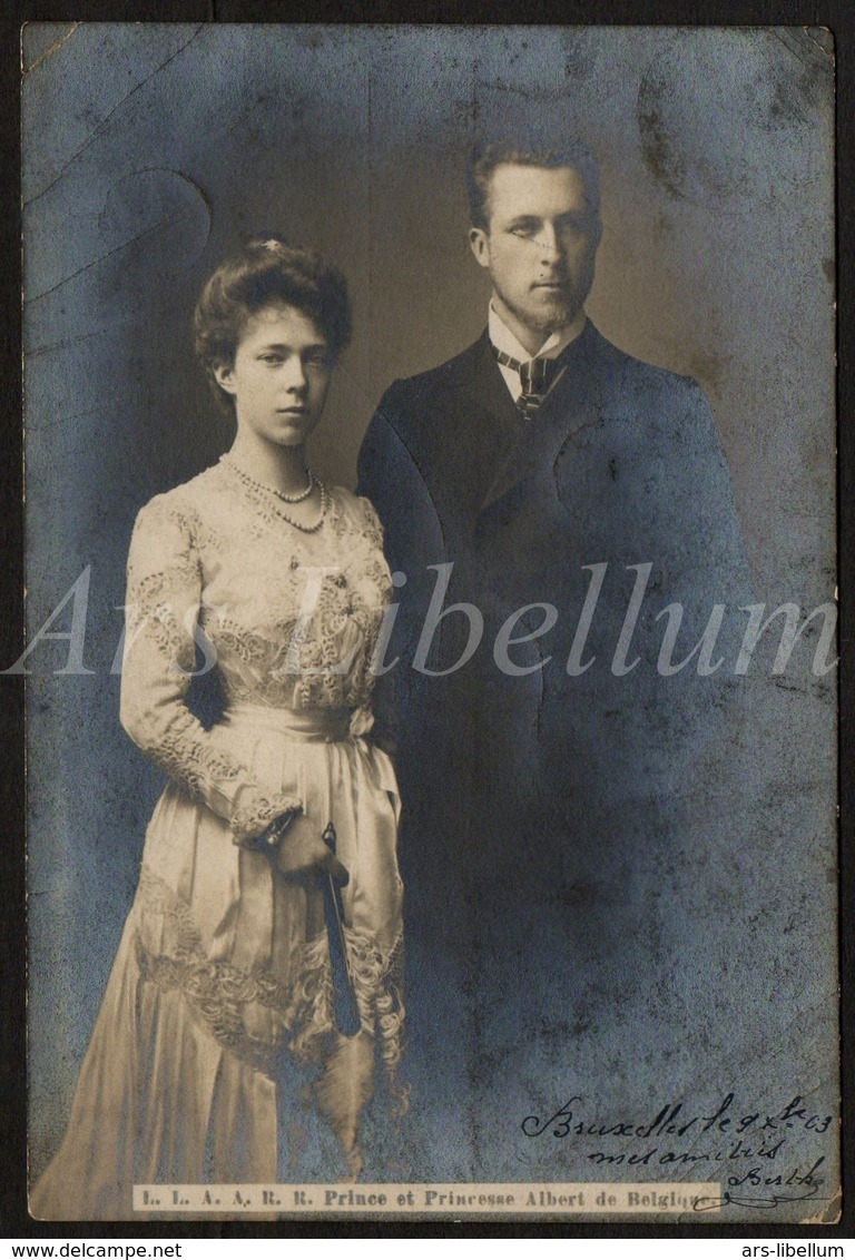 Postcard / CPA / ROYALTY / Belgique / België / Reine Elisabeth / Koningin Elisabeth / Roi Albert I / Koning Albert I - Familles Royales