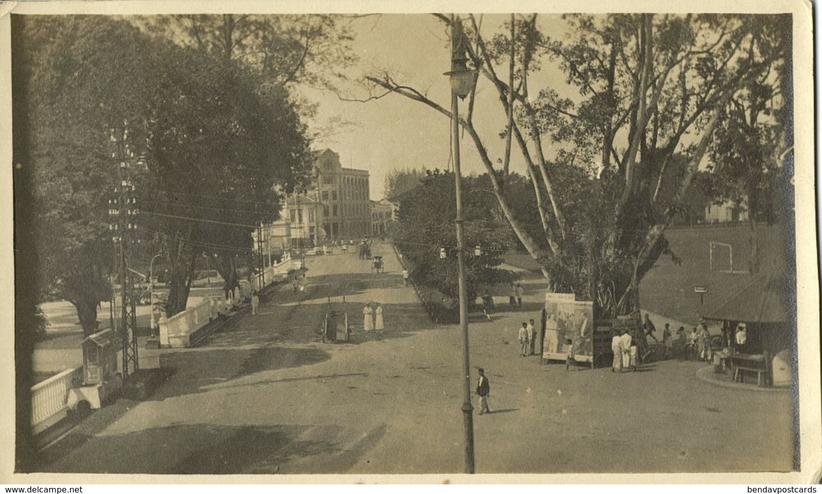 Indonesia, SUMATRA MEDAN, Esplanade, Hotel De Boer (left) (1910s) Real Photo - Indonesië