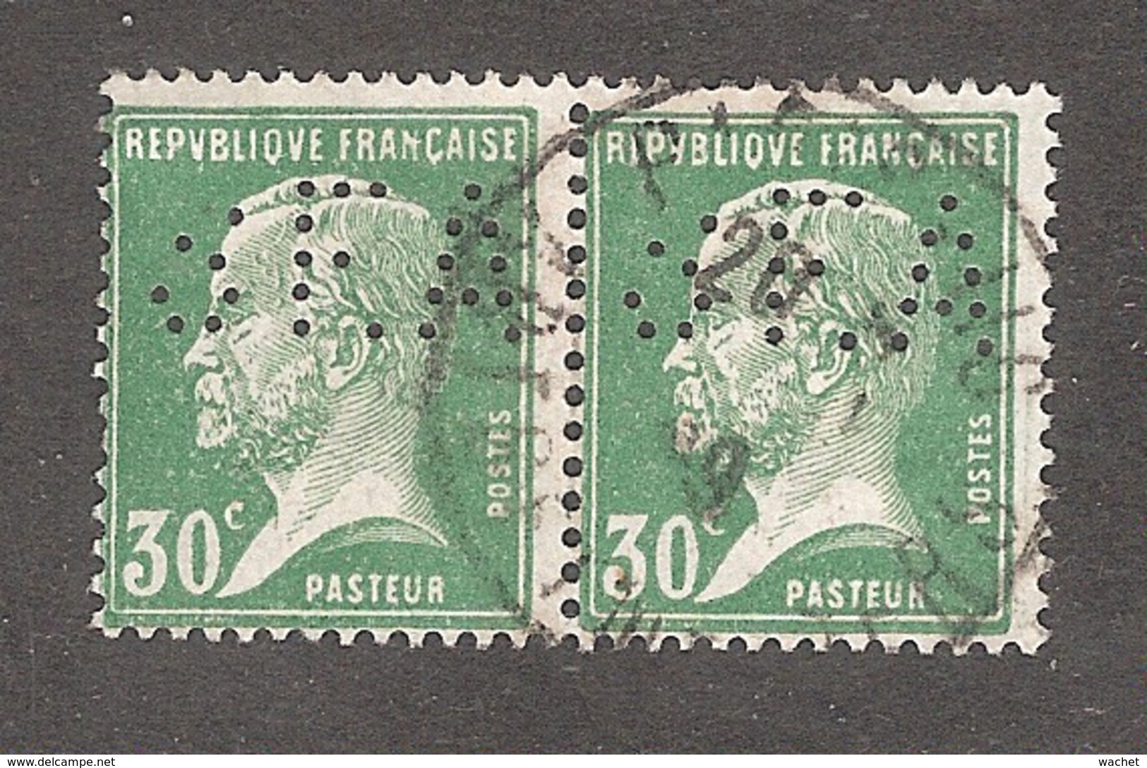 Perforé/perfin/lochung France No 174 SEA  Sté Nouvelle Des Ets A.D.T - Autres & Non Classés