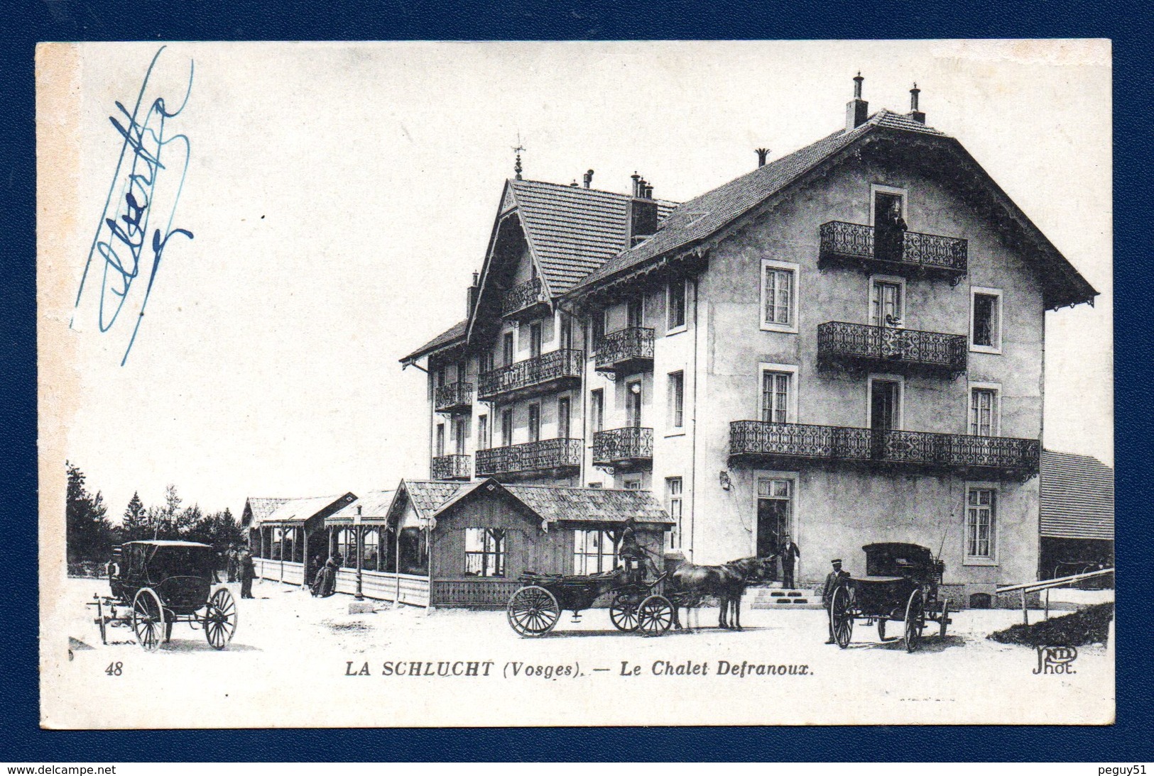 Le Col De La Schlucht. Poste- Frontière Franco-allemand.Chalet-Hôtel Defranoux. Douaniers. Calèches. - Customs