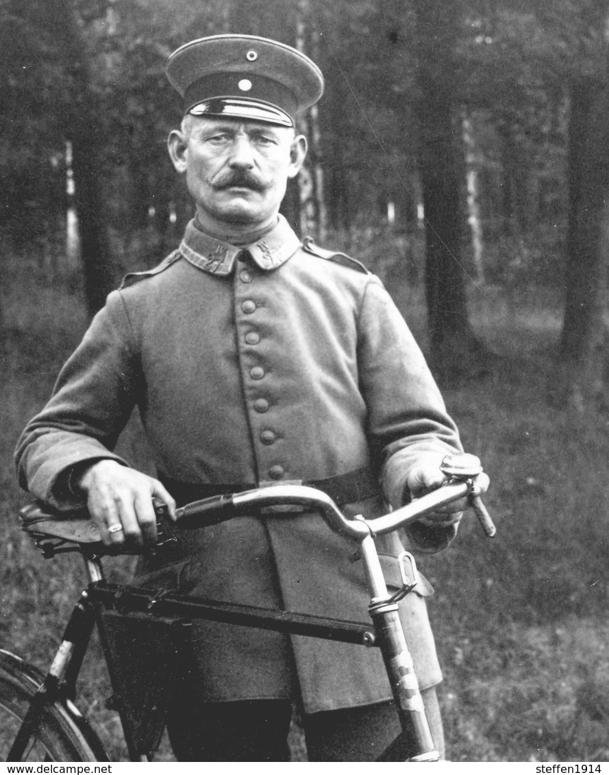 Deutsche Soldaten - Fahrrad Velo - Landwehr Landsturm - Carte  Photo Allemande  (1914-1918) - War 1914-18