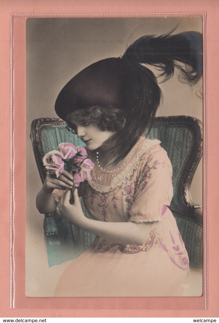 OLD  PHOTO POSTCARD -  YOUNG GIRL - FASHION - FAMOUS MODEL FROM THE 1910/20'S - Autres & Non Classés