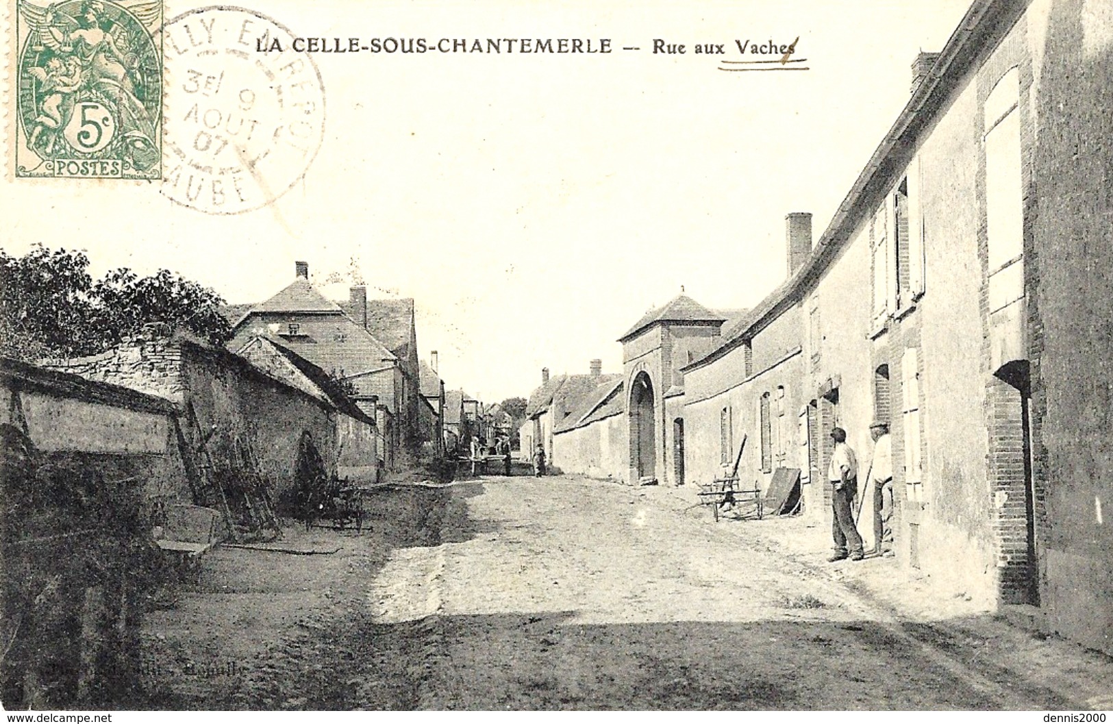 LA CELLE-SOUS-CHANTEMERLE - Rue Aux Vaches -ed. Illisible - Altri & Non Classificati