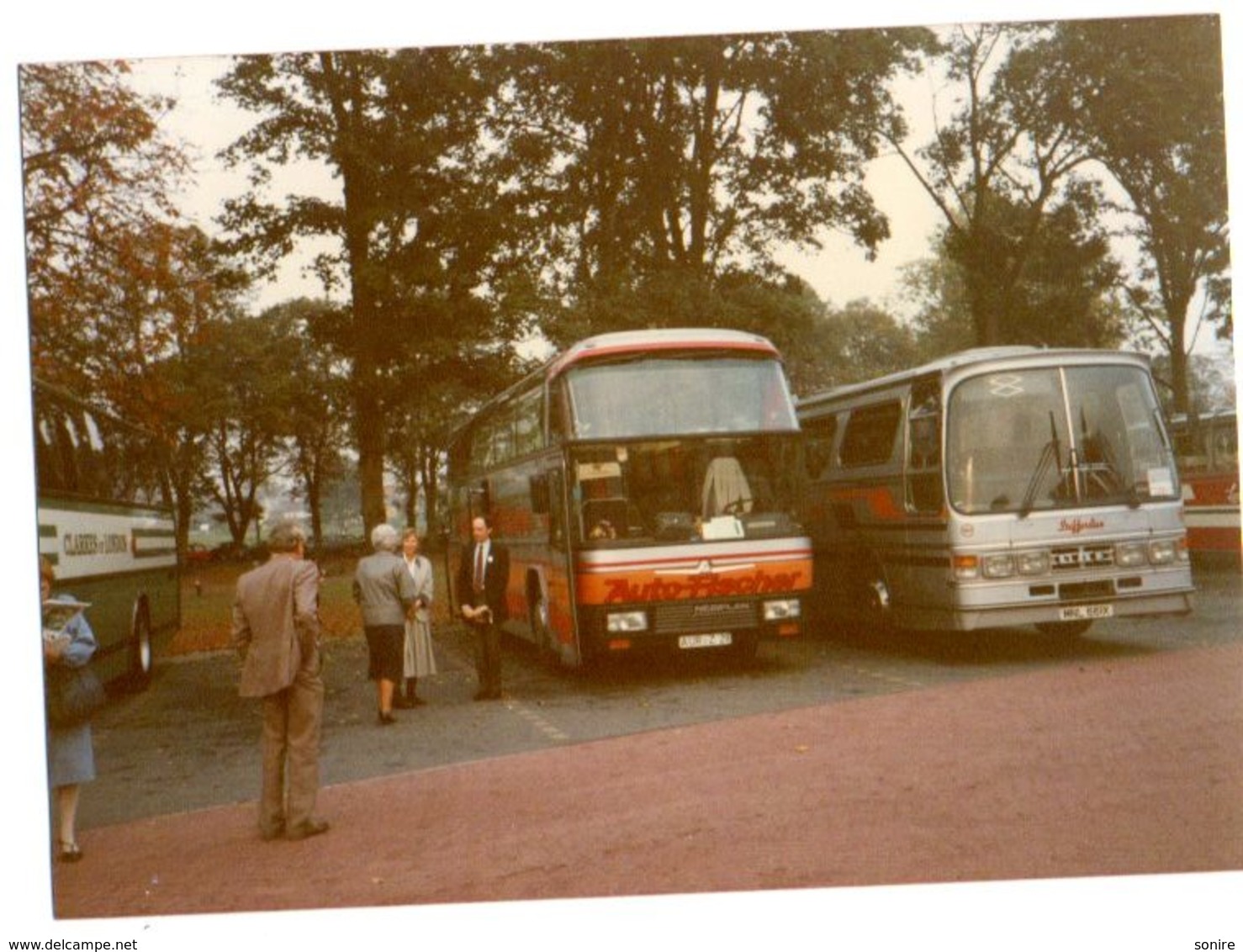 35mm ORIGINAL PHOTO BUS UK CLARKES BUS - AUTO-FISHER - F131 - Cars