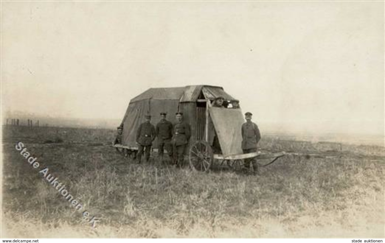WK I Soldaten Planwagen Als LKW Atrappe Foto-Karte I-II - Guerre 1914-18