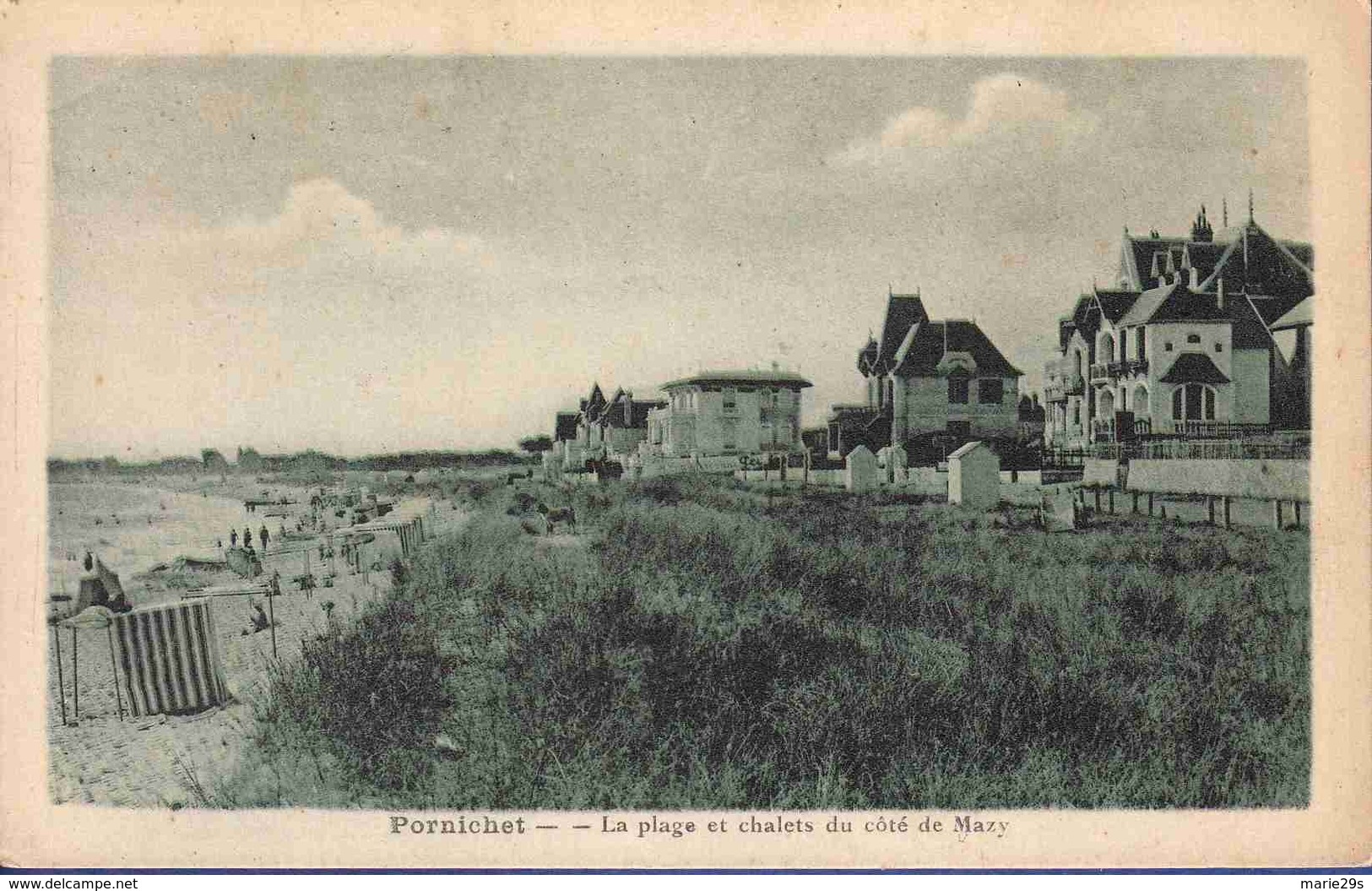 44 PORNICHET  La Plage Et Chalets Du Côté De Mazy ; Cabines - Pornichet