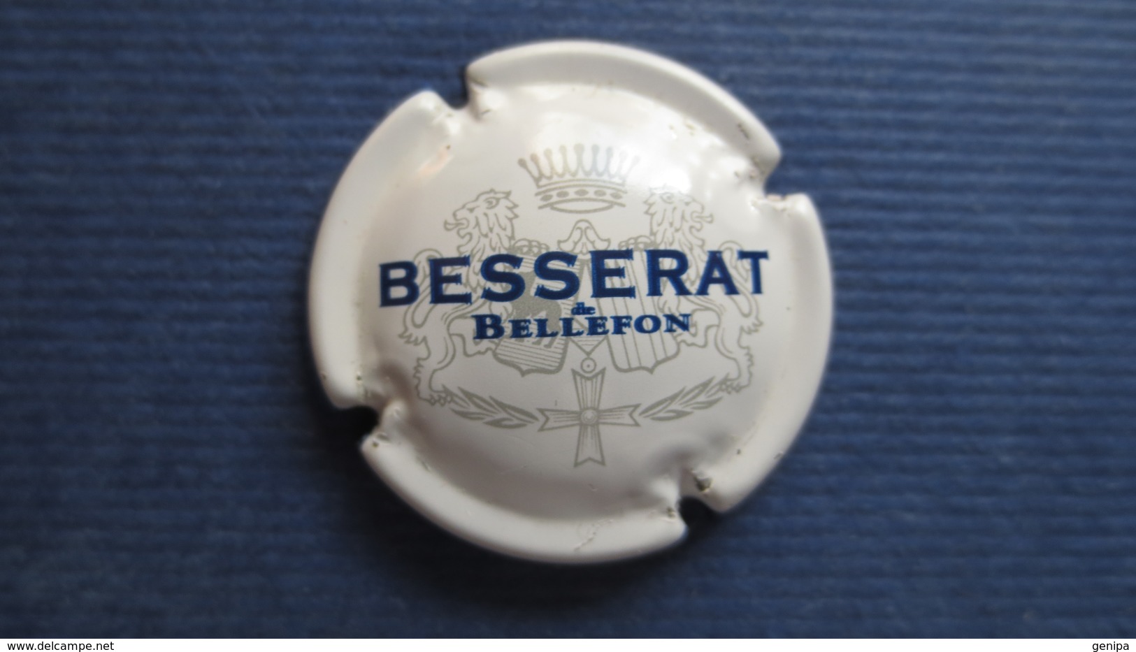 CAPSULE CHAMPAGNE BESSERAT DE BELLEFON. Tour Bleu - Besserat De Bellefon