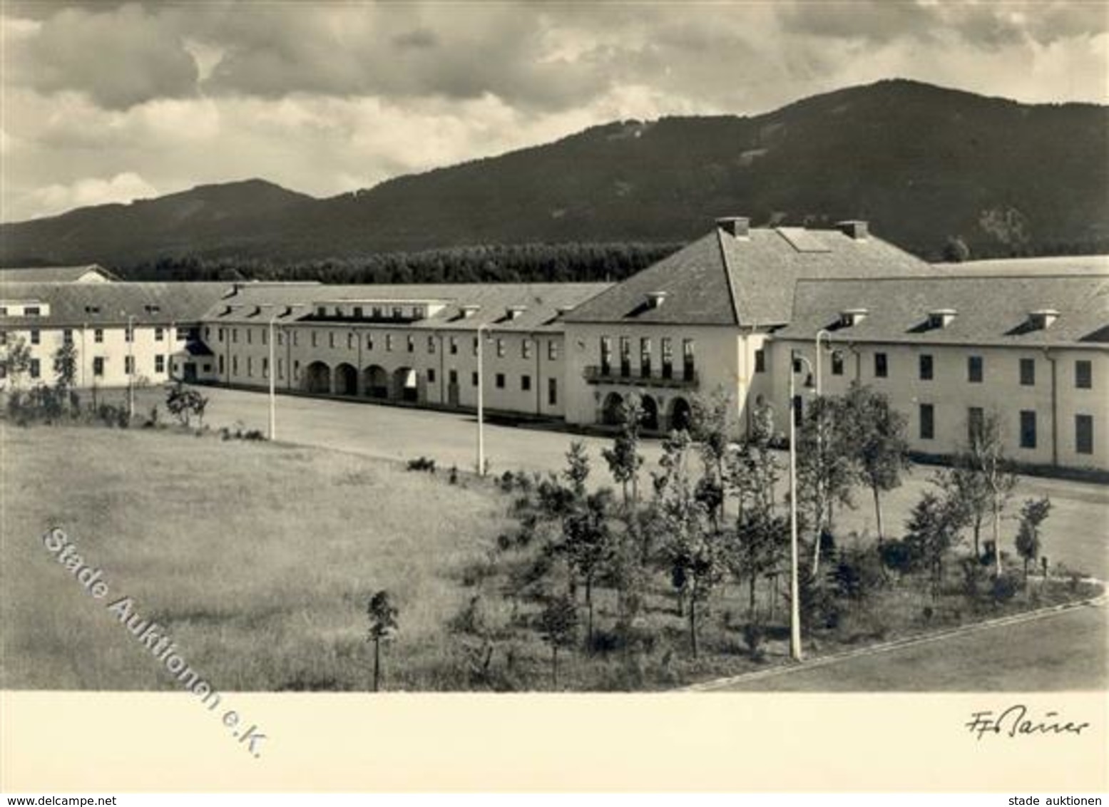 SS WK II Führerschüle Tölz Foto AK I-II - Guerre 1939-45